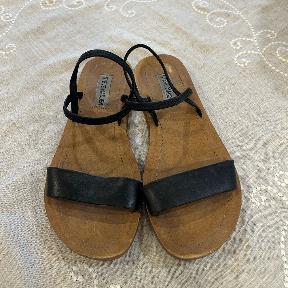 Steve Madden Black and Tan Women's Sandals